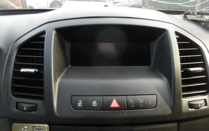 Opel Insignia cena 6900 przebieg: 240000, rok produkcji 2013 z Nowa Sól małe 172